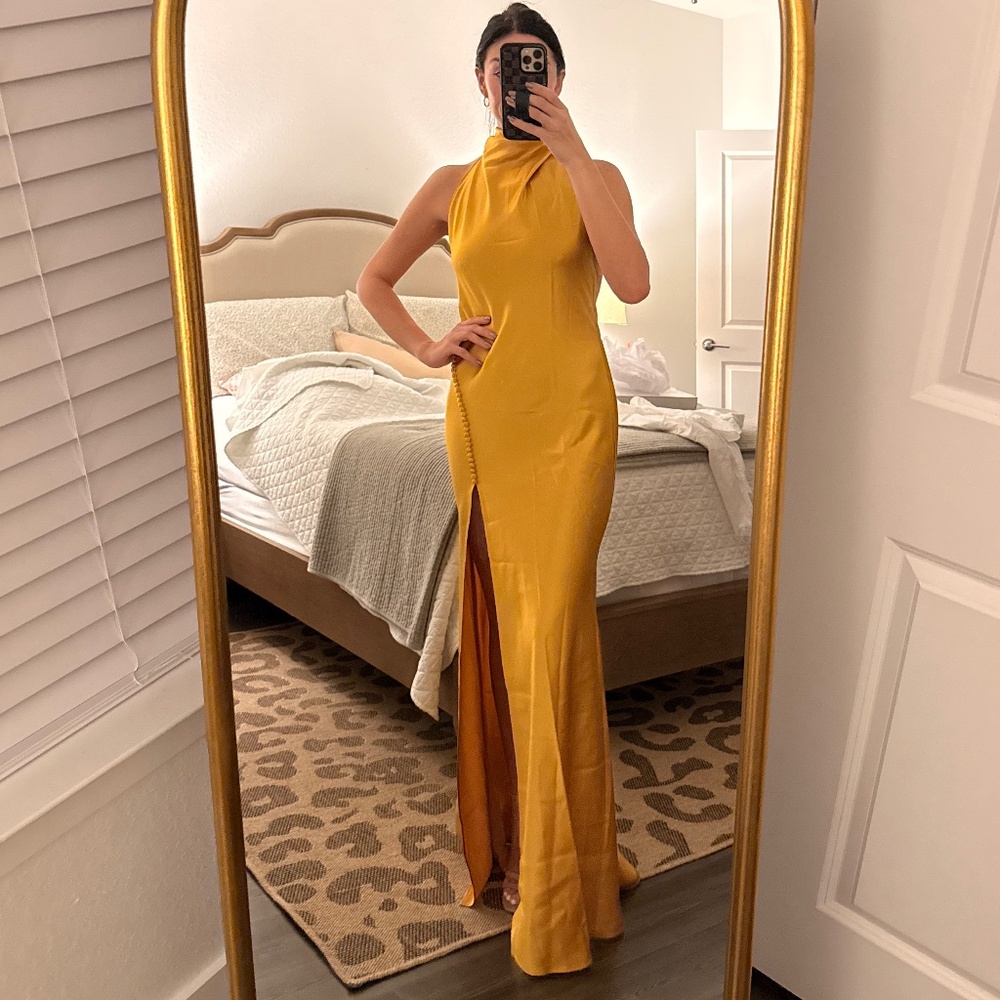 Gold Black Tie Dress, size 4